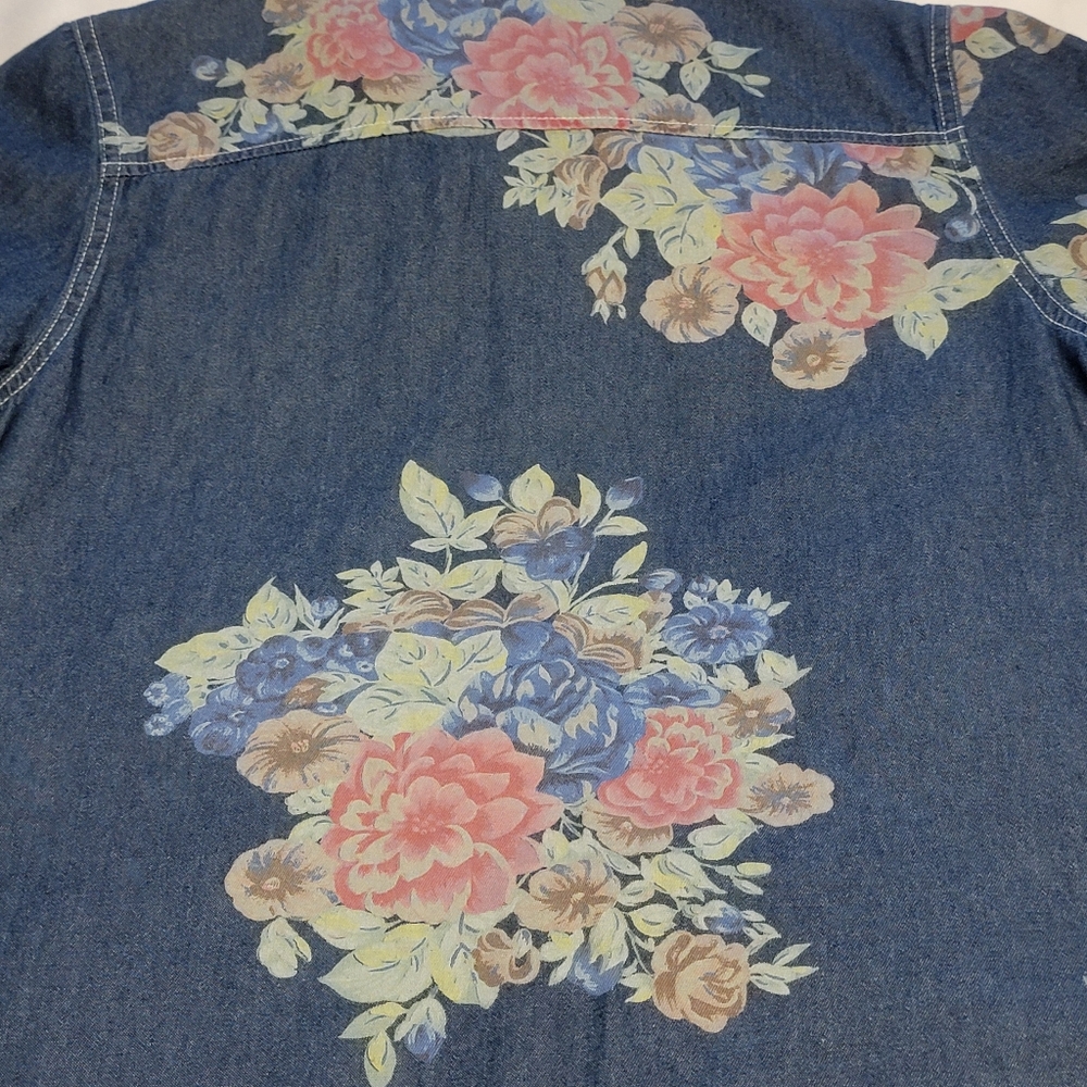 VTG Denim Floral Button Up Shirt Short Sleeve Sag Harbor Woman Retro Feminine - Picture 9 of 9